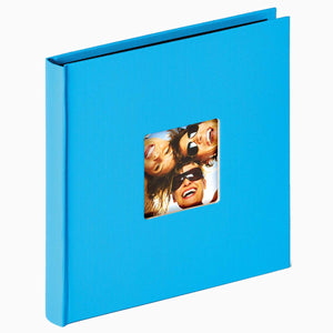 Fun 18x18cm small drymount photo album with window and black pages in bright ocean blue