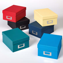 FB115 Fun coloured photo boxes 700 photos with index cards