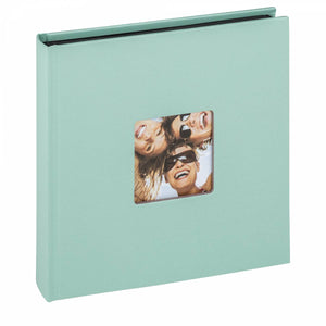 FA199A Fun tiny photo album 18x18cm in mint green with black pages and window